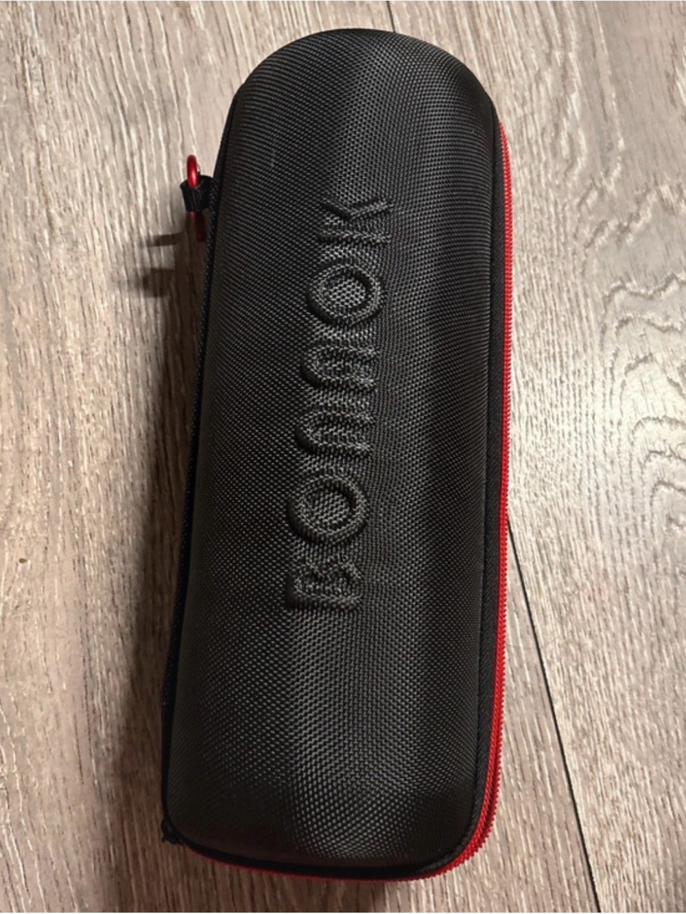 Black and Red Men’s Hard Shell Travel Pouch